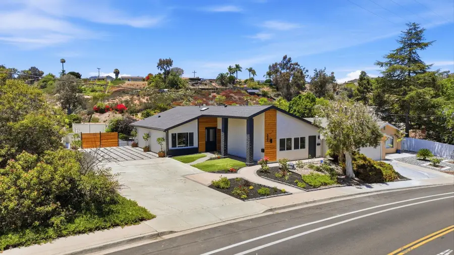 6690 Gullstrand St, San Diego, CA 92122 - #3