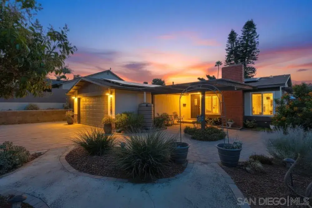 12979 Calle De Las Rosas, San Diego, CA 92129 - #1
