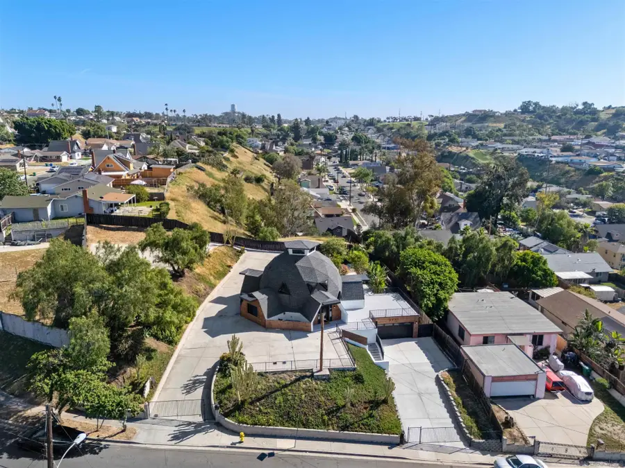 6937 Madrone, San Diego, CA 92114 - #3