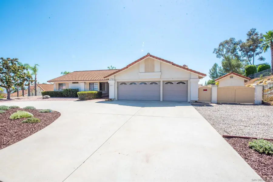 2237 Eucalyptus Ave., Escondido, CA 92029 - #2