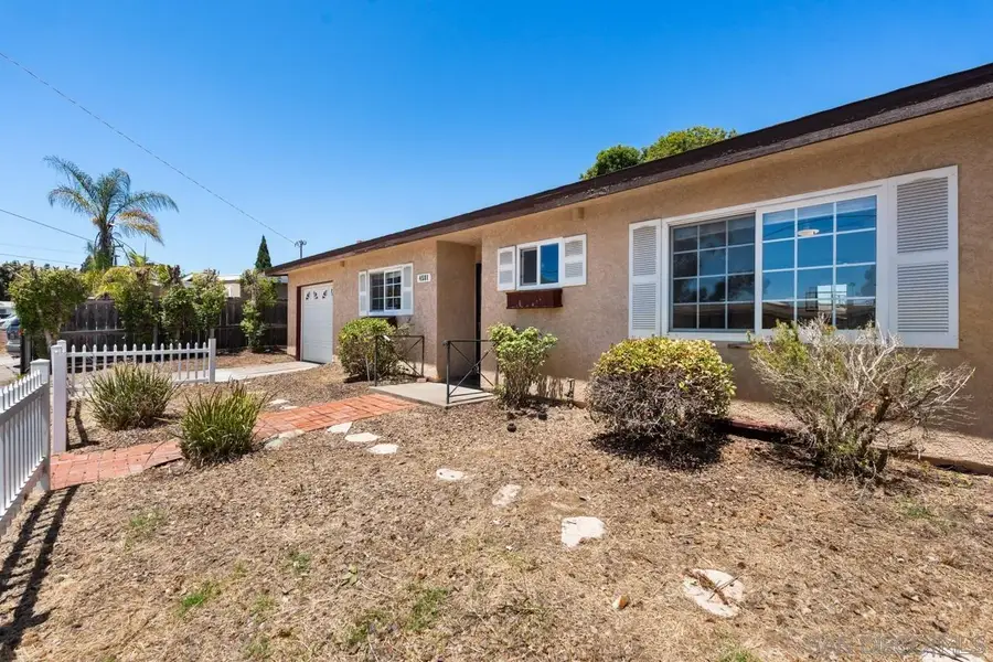 4581 Chinook, San Diego, CA 92117 - #3