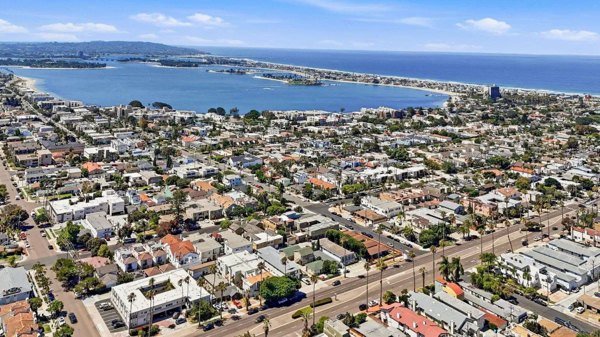 1522-24 Hornblend, San Diego, CA 92109 - #1