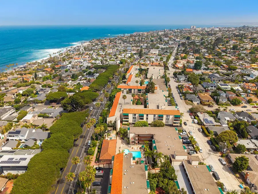 6455 La Jolla Blvd #302, La Jolla, CA 92037 - #2