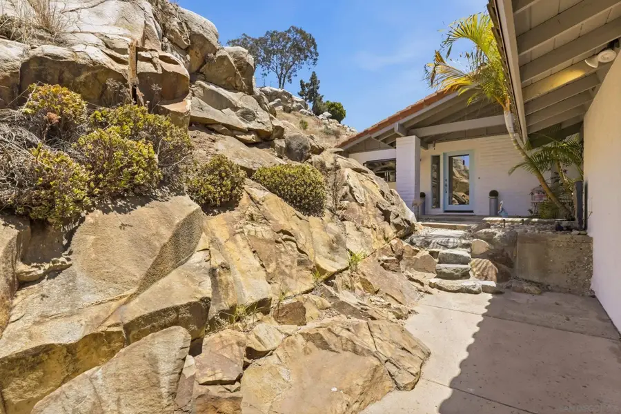 1504 Merritt Drive, El Cajon, CA 92020 - #3