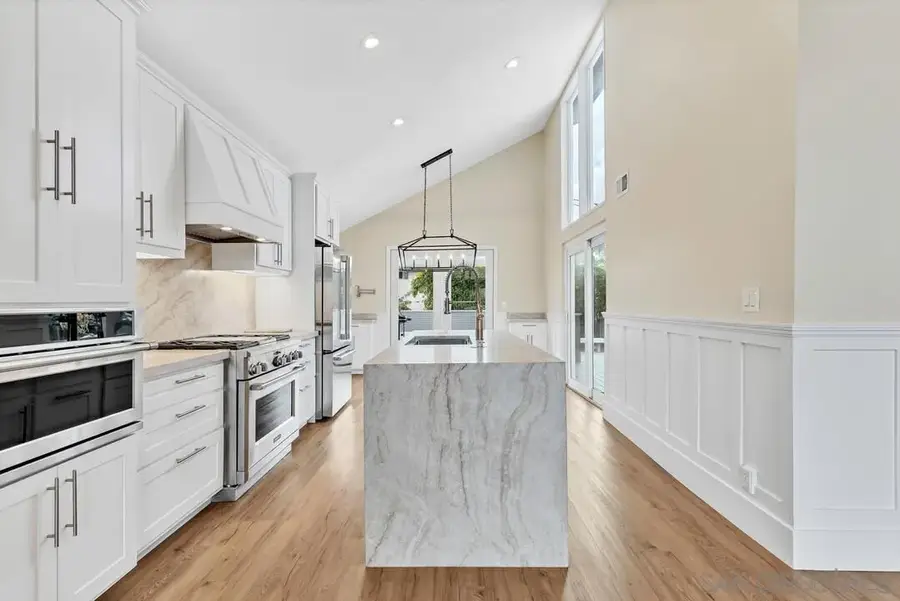 1987 Chacledony St., San Diego, CA 92109 - #3