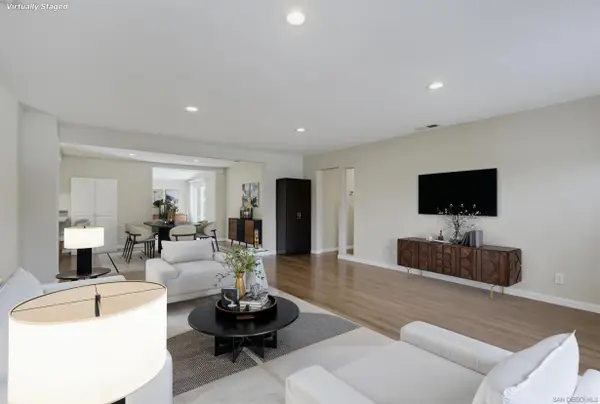 9649 Halberns Blvd, Santee, CA 92071