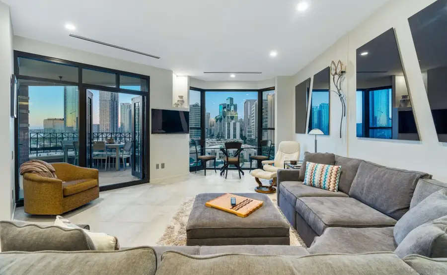500 W Harbor Dr #1303, San Diego, CA 92101 - #3