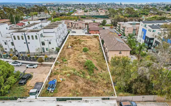 E Street #1, San Diego, CA 92102