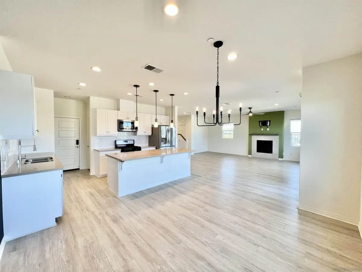 7260 Wembley, San Diego, CA 92120 - #1