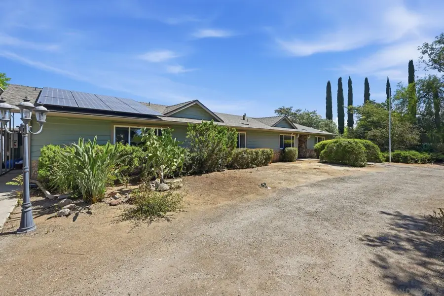 133 La Cresta Heights Rd, El Cajon, CA 92021 - #2