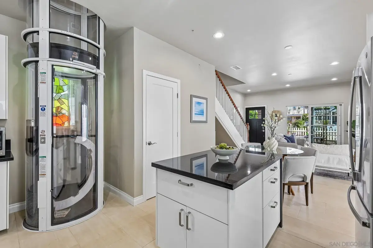 838 C Ave., Coronado, CA 92118 - #1
