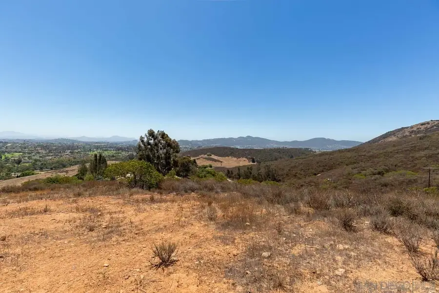 N Twin Oaks Valley Rd, San Marcos, CA 92069 - #3