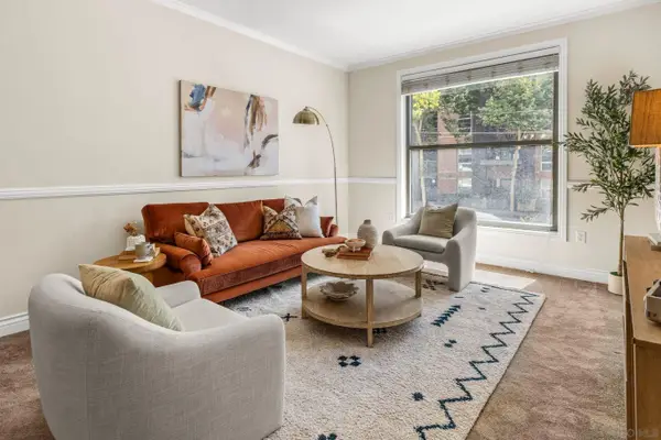 1150 J Street #204, San Diego, CA 92101