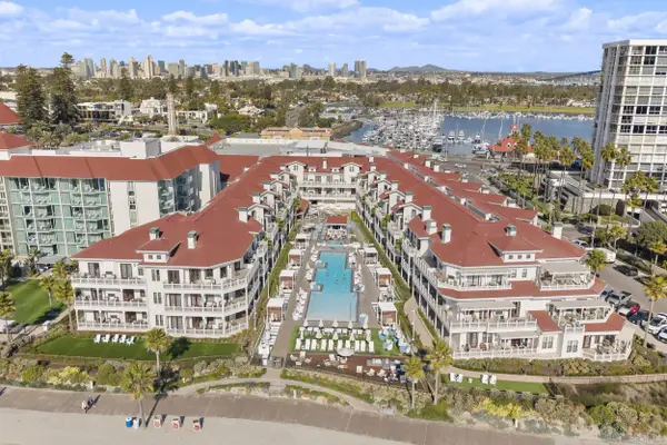 1500 Orange Ave #10, Coronado, CA 92118