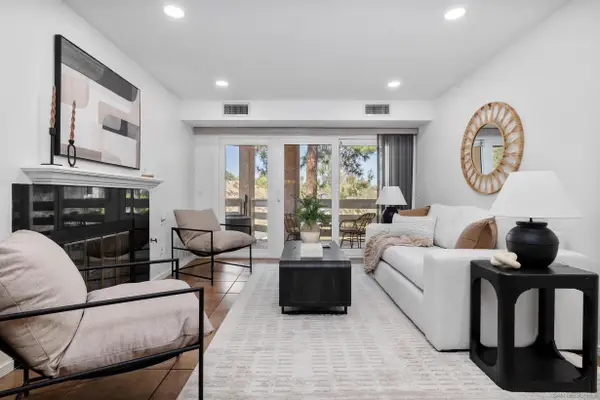 7263 Camino Degrazia #32, San Diego, CA 92111