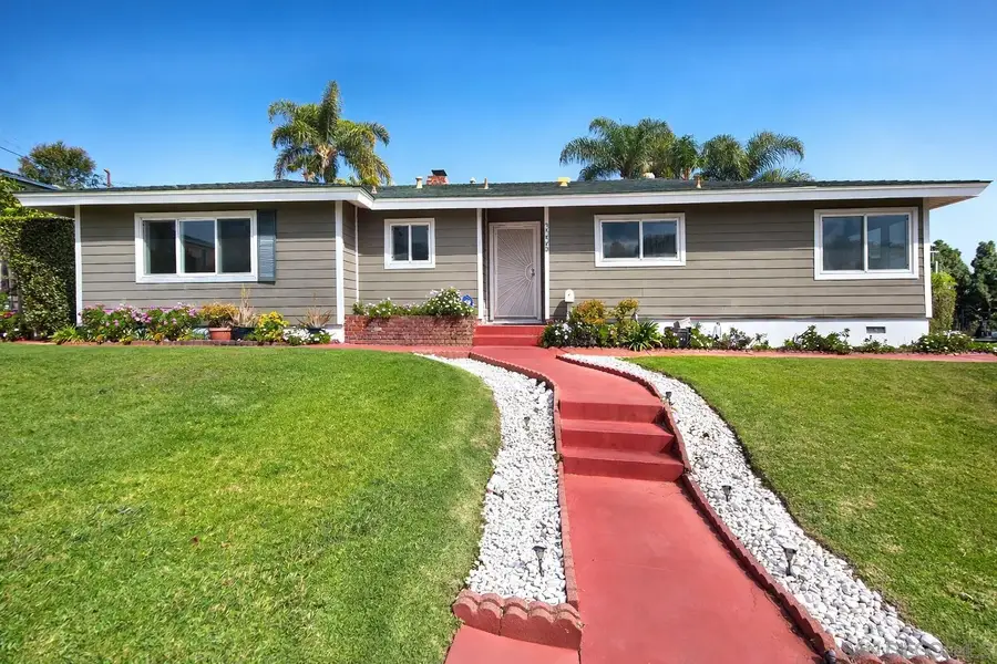 3006 Yonge St, San Diego, CA 92106 - #2