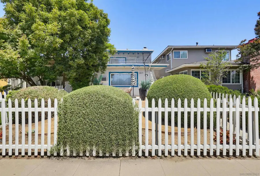 3809 W Chandler Blvd, Burbank, CA 91505 - #2