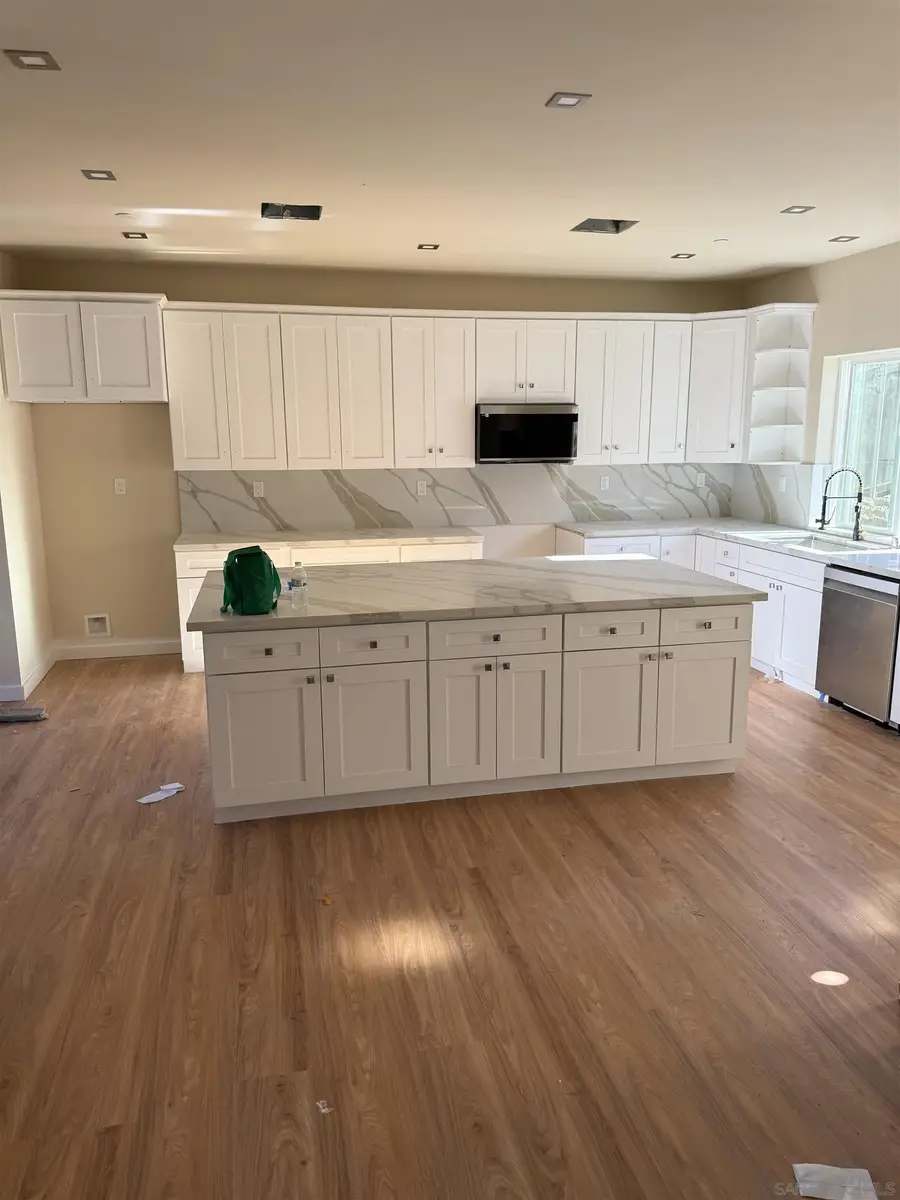 1302 La Presa, Spring Valley, CA 91977 - #2