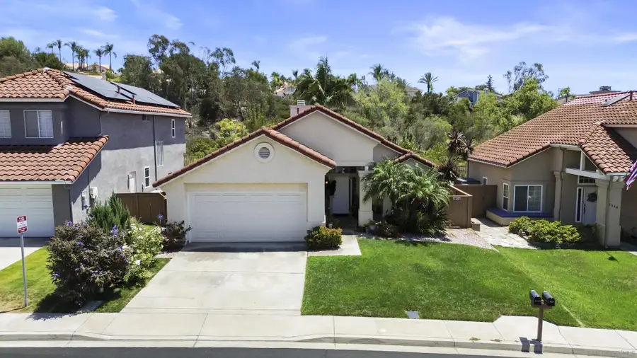 1544 Harbor Dr, Vista, CA 92081 - #2