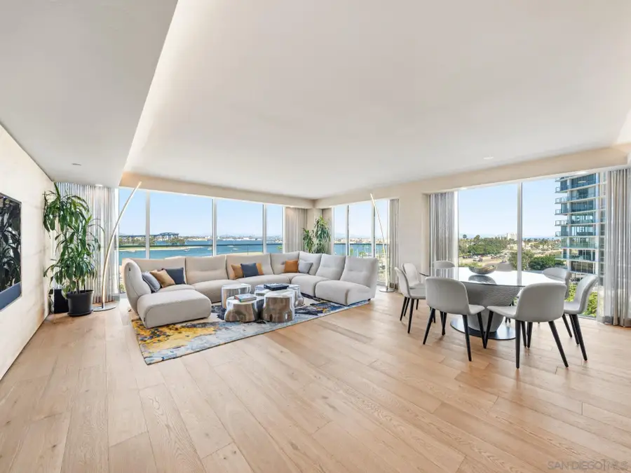 1810 Avenida Del Mundo #403, Coronado, CA 92118 - #3