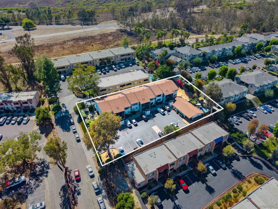 725 Alturas Lane, Fallbrook, CA 92028 - #2