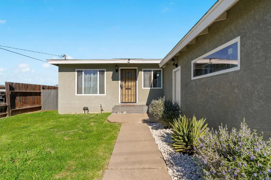 6252 Alderley, San Diego, CA 92114 - #3