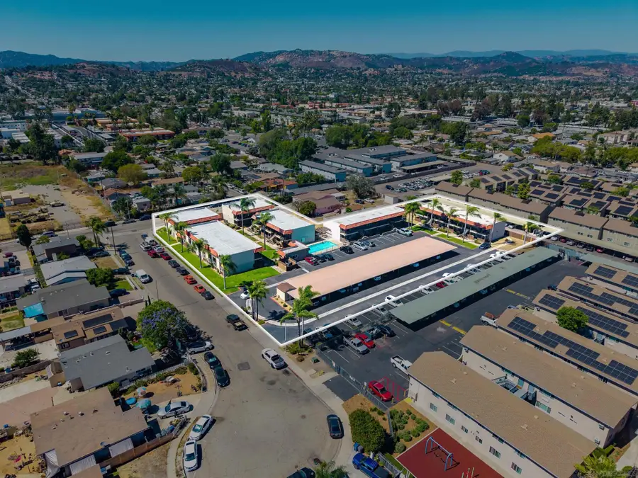 345 E Park Avenue, Escondido, CA 92025 - #3