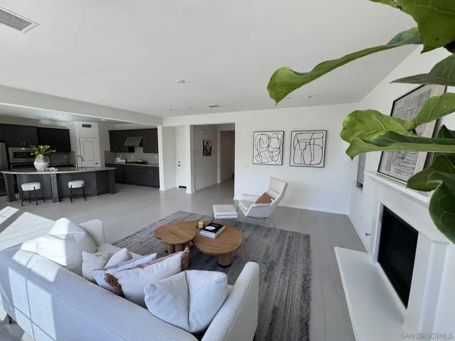 13516 Peach Tree Way, San Diego, CA 92130 - #2