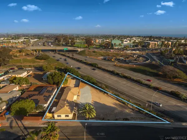 1303-5 Bush Street, Oceanside, CA 92058
