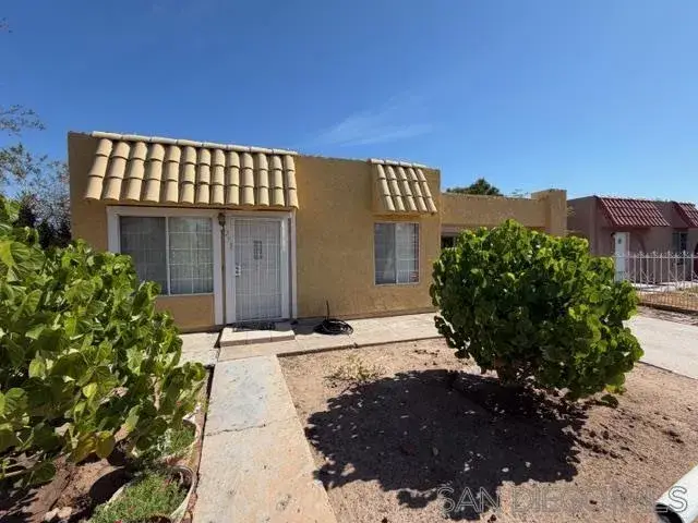 253 Robert Kennedy St, Calexico, CA 92231 - #1
