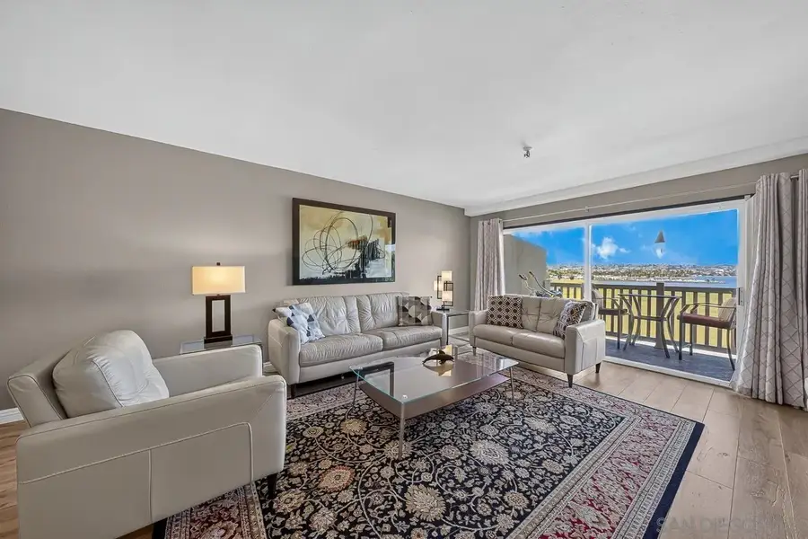 4015 Crown Point Dr. #310, San Diego, CA 92109 - #2