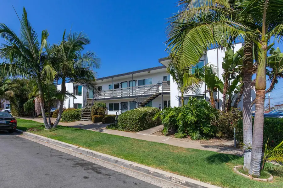 2003 Emerald Street, San Diego, CA 92109 - #2