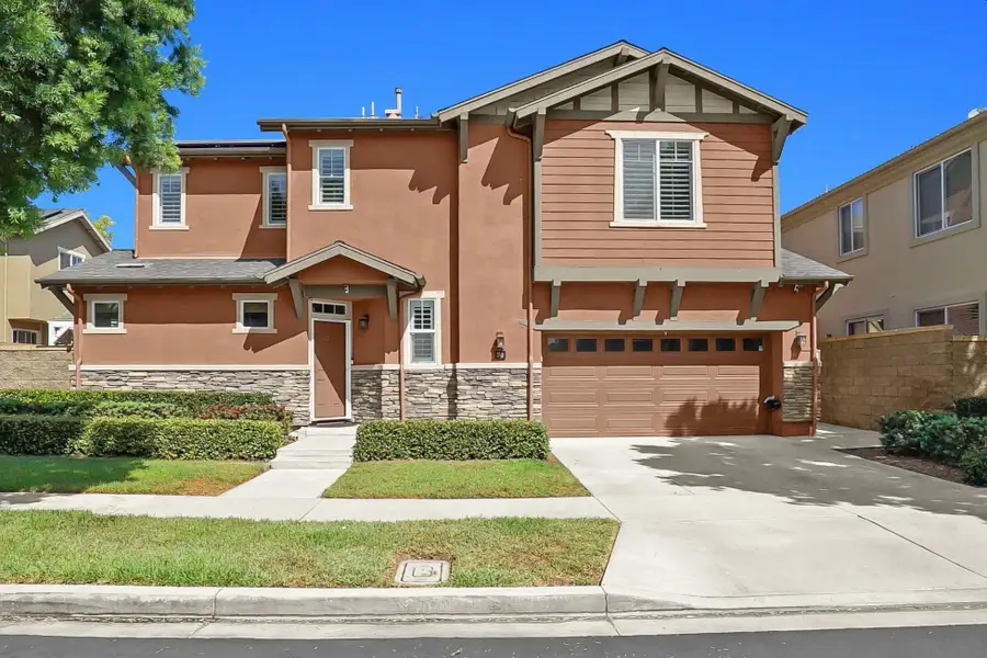 73 Westwind Dr, Tustin, CA 92782 - #2