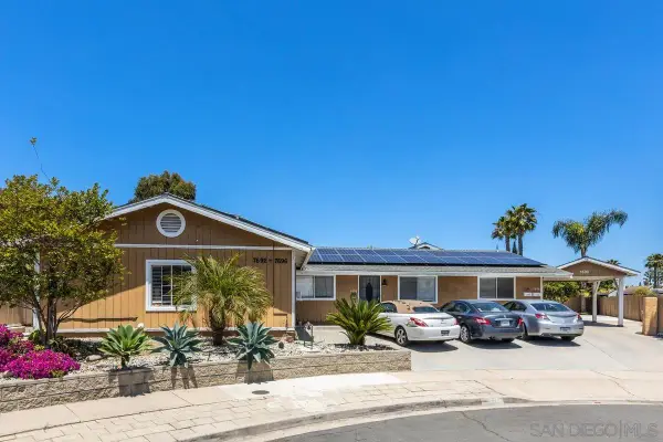 7696 Kiwi St, San Diego, CA 92123