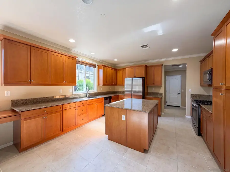2954 Rangpur, Escondido, CA 92027 - #2