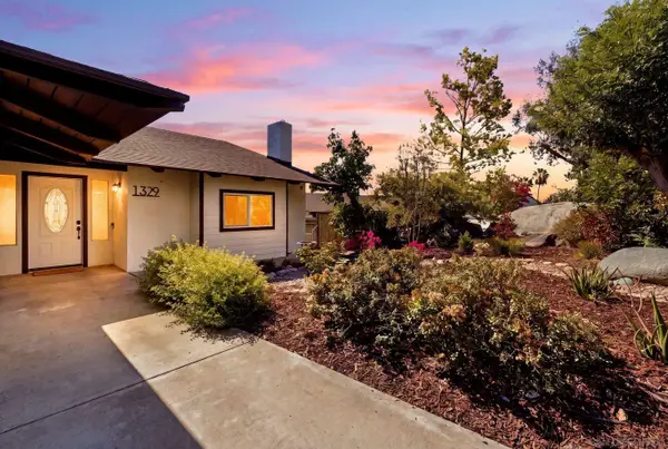 1329 Park Hill Ln, Escondido, CA 92025