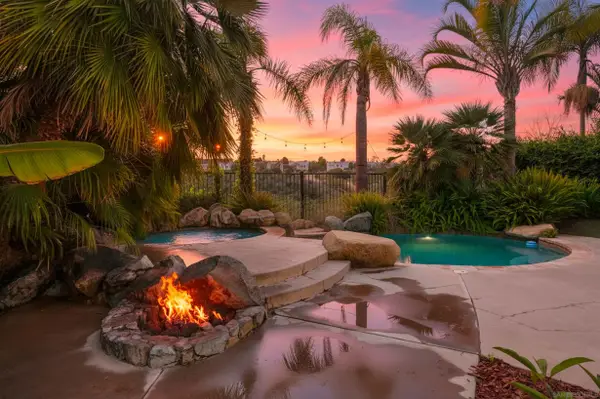 10902 Cloverhurst Way, San Diego, CA 92130