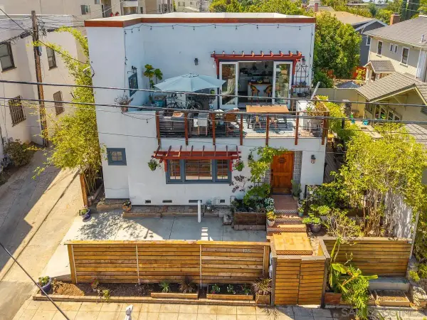 125 -127 W Brookes, San Diego, CA 92103