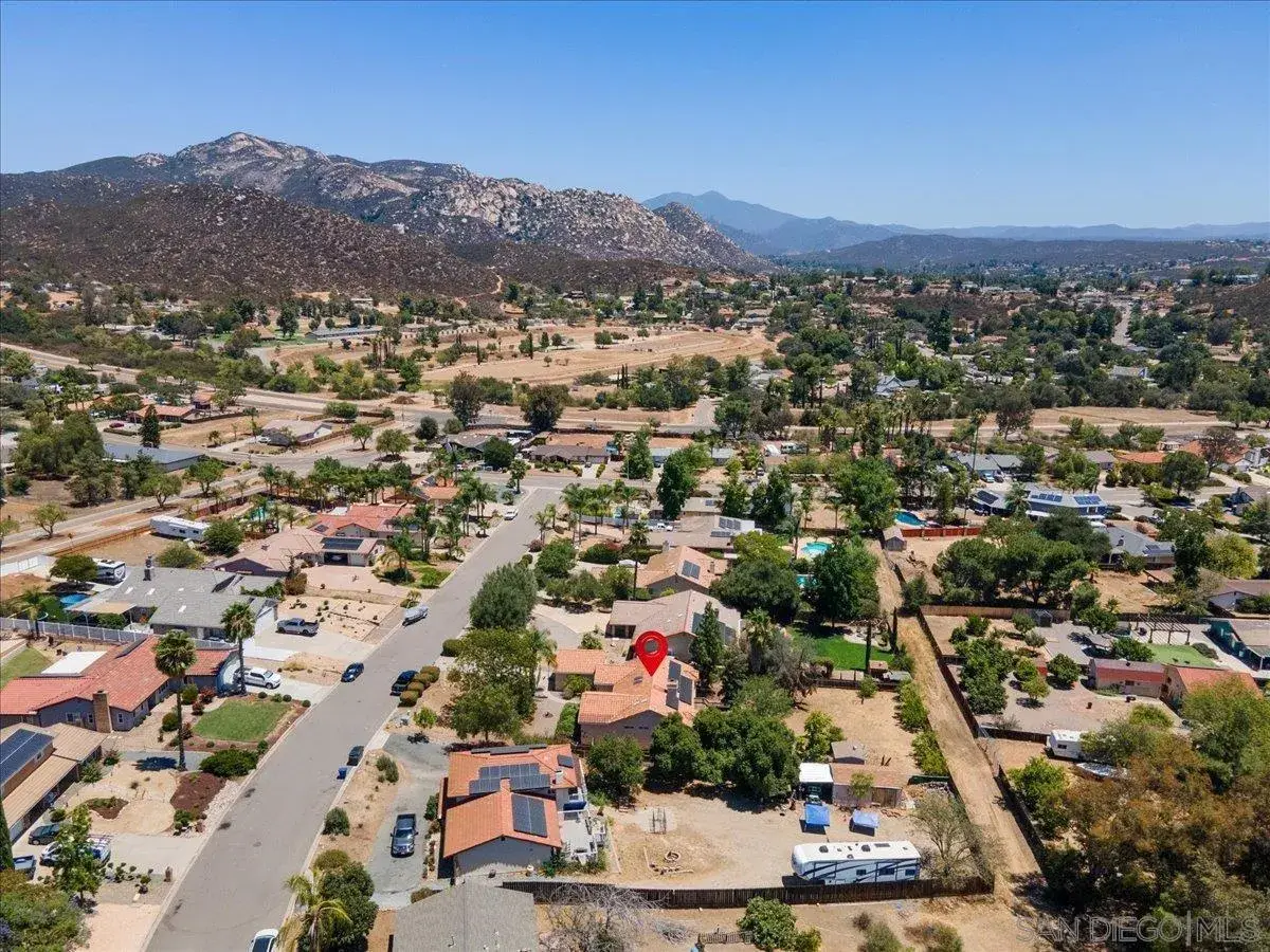 24235 Cerro Vista Way, Ramona, CA 92065 - #1