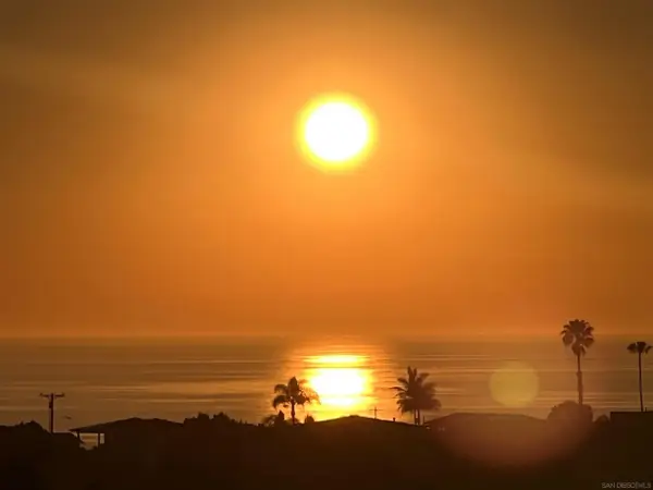 1576 Lorraine, Encinitas, CA 92024