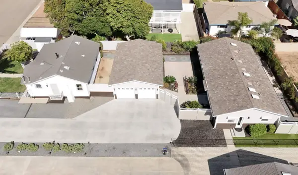 1027-29 Knowles Ave, Carlsbad, CA 92008