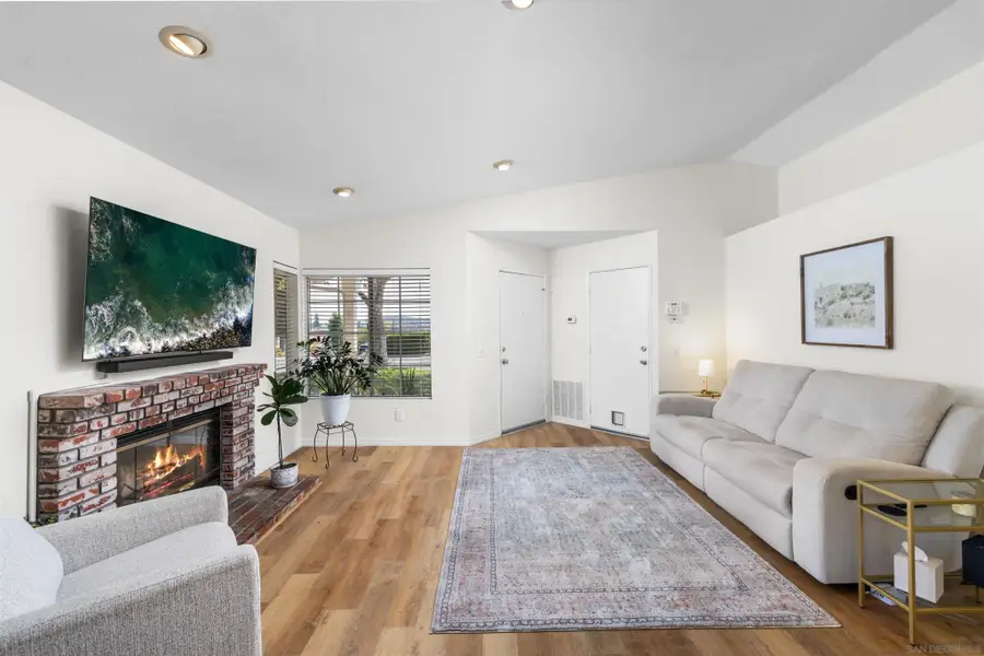 2027 Pointer Glen, Escondido, CA 92029 - #2