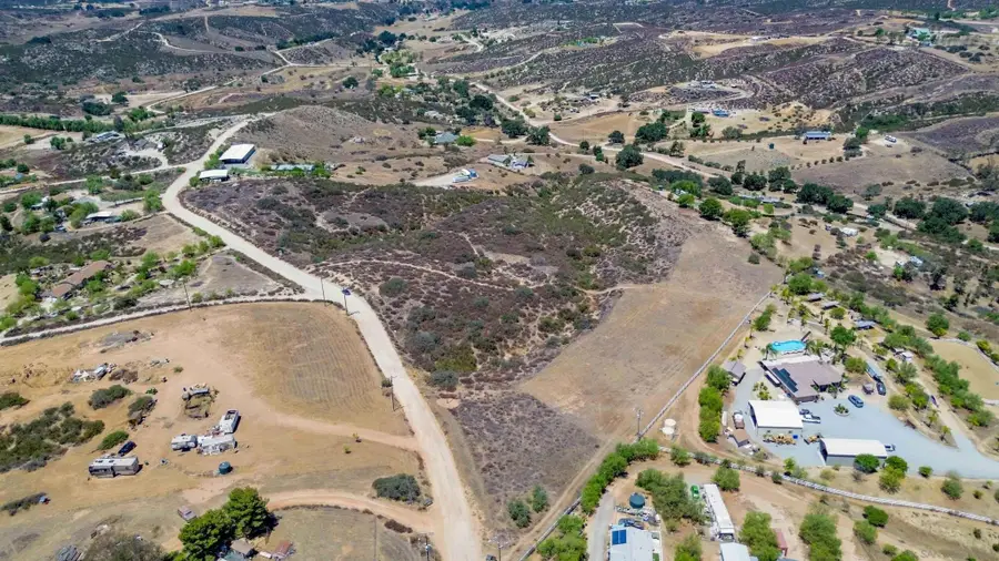 017 Calle Segovia #4, Temecula, CA 92592 - #2