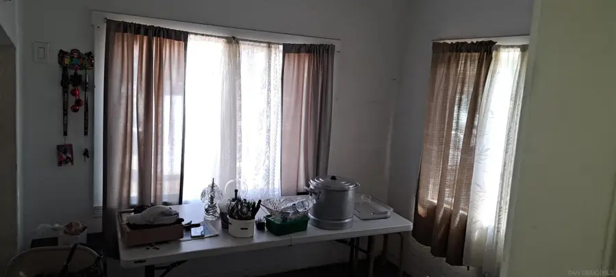 840 E 16th St, National City, CA 91950 - #2