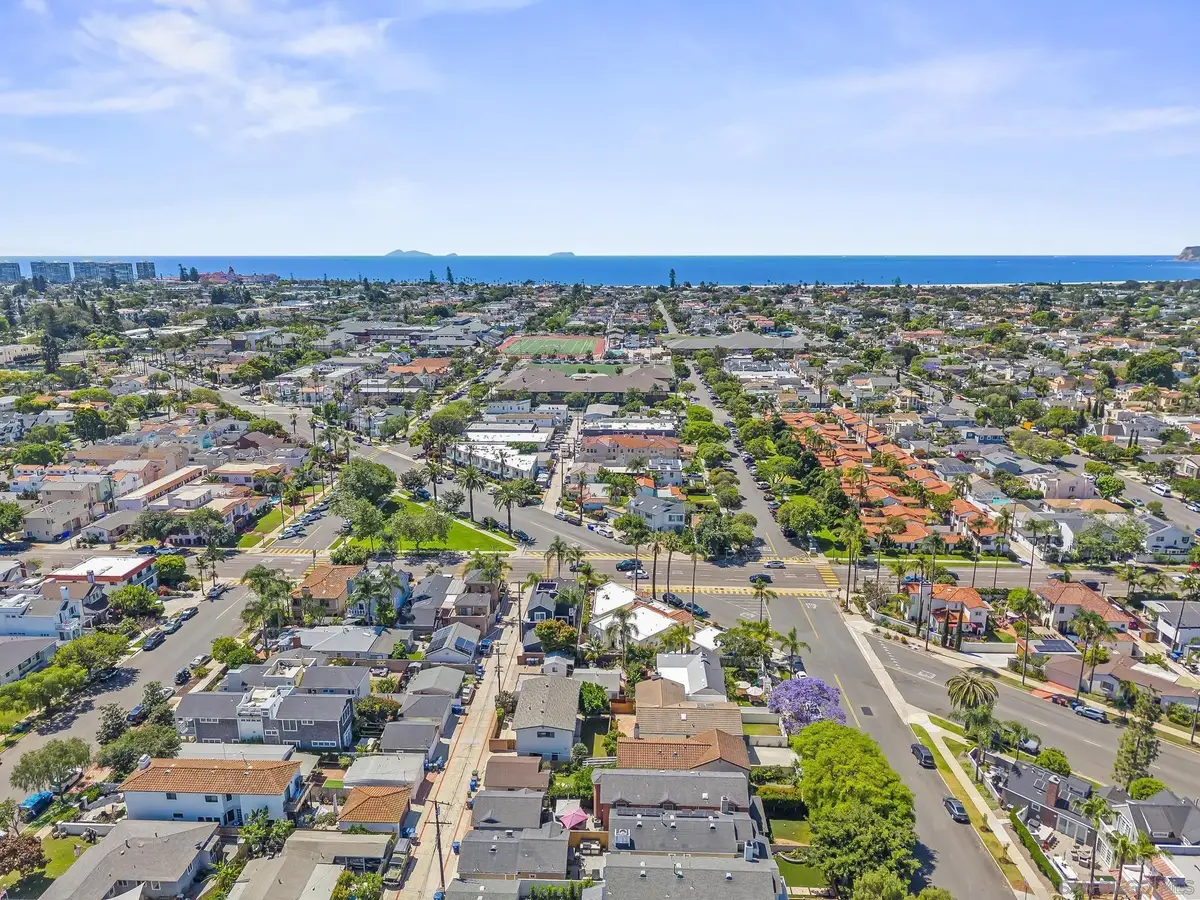 349-51 G, Coronado, CA 92118 - #1