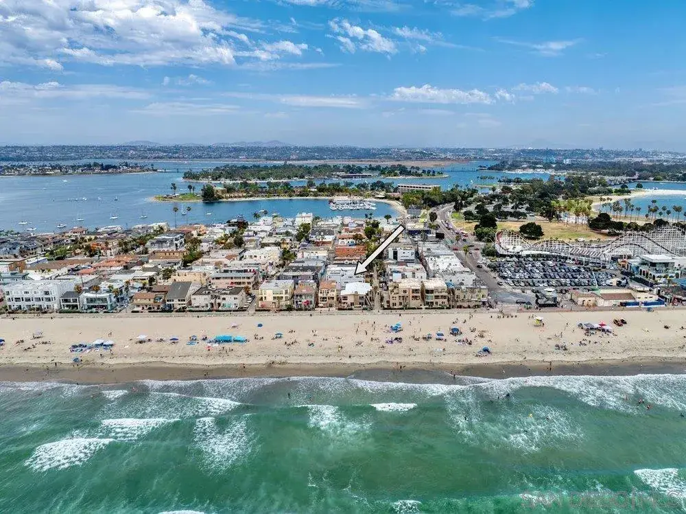 711 Island Ct #B, San Diego, CA 92109 - #1