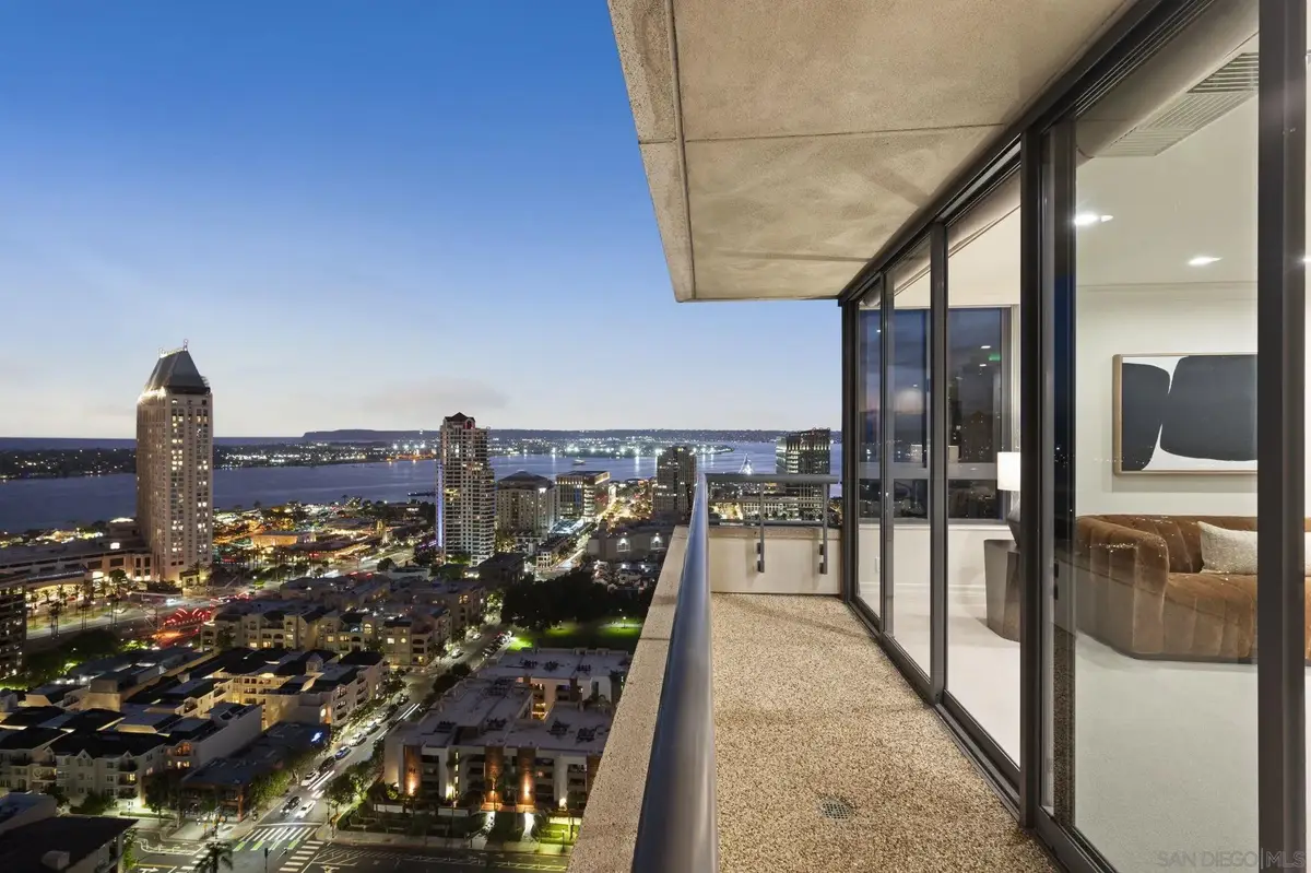 700 Front St #2204 - 2205, San Diego, CA 92101 - #1