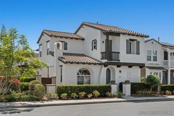 6096 Roselle Meadows Trl, San Diego, CA 92130