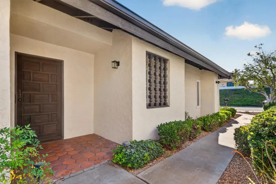 12843 Camino Ramillette, San Diego, CA 92128 - #3
