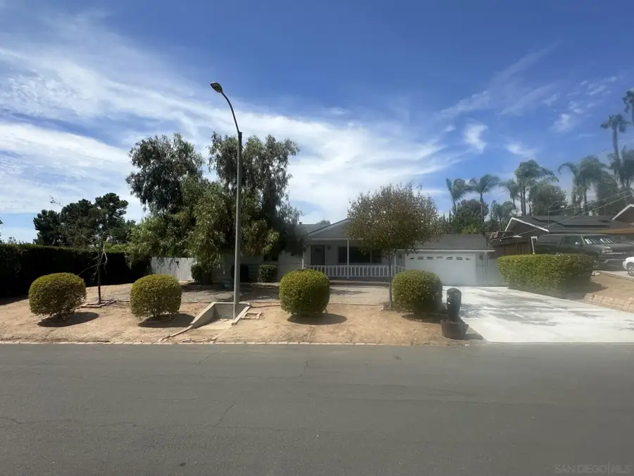 2738 Oak Hill Dr, Escondido, CA 92027 - #2